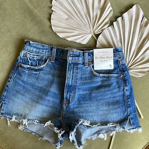 Abercrombie The Mom Short High Rise NWT